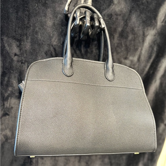 🖤🖤NWOT- Genuine Black Pebble Leather Stunning Designer looking Handbag🖤🖤 - Picture 1 of 15